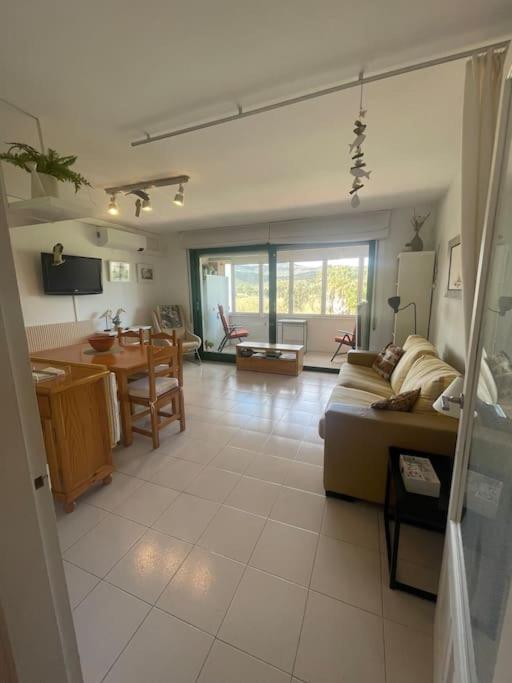 Apartamento Con Piscina En Llançà Exterior foto